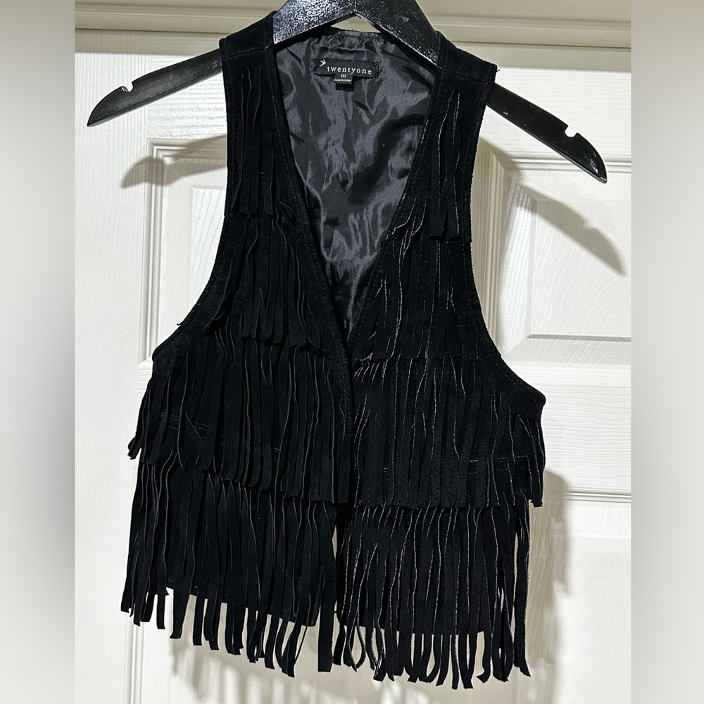 TWENTYONE Vintage Fringe Suede Leather Vest BoHo hippie unisex medium 16 1/2 pit